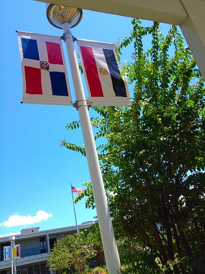 Flags+in+the+Courtyardrhs