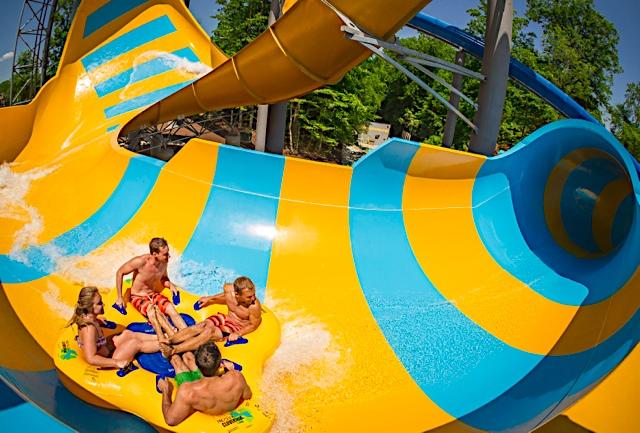 ©2015 SeaWorld Parks & Entertainment, Inc. All Rights Reserved.