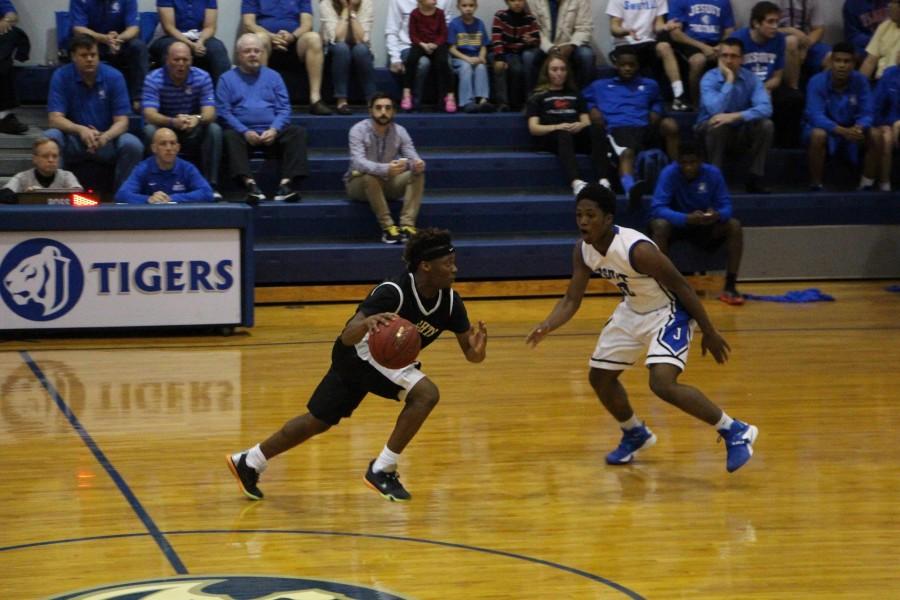 Boys Basketball: Season Ends With 45-41 Loss to Jesuit