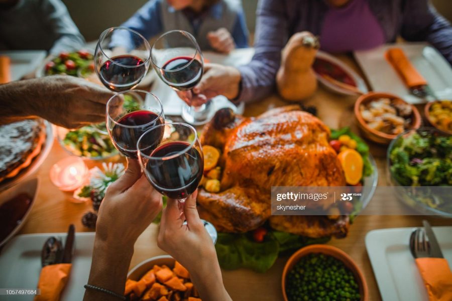 Traditional Thanksgiving Dinner (Credit: Getty Images)