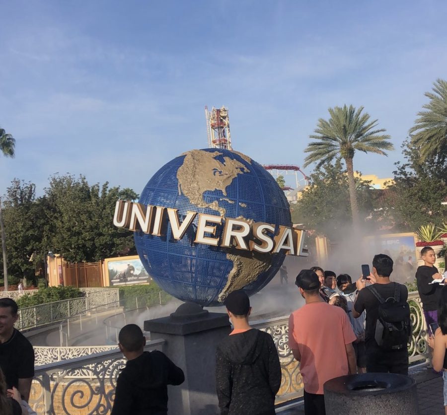 A picture of Universals spinning globe at the entrance of Universal Studios. 