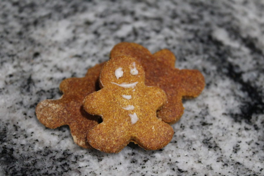 ISSUE 2: MidKnight snacks: Festive Gingerbread Cookies