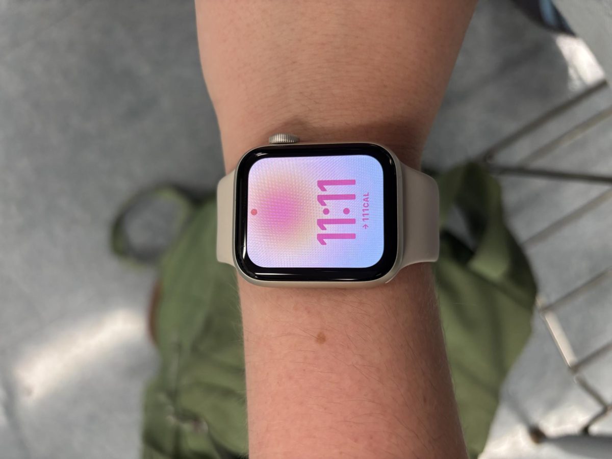 An Apple watch showing the "lucky" time 11:11. 