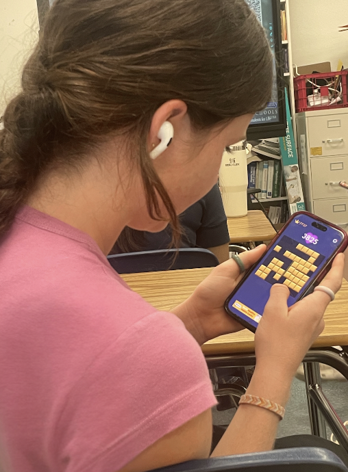 Reid Taggart ('26) stuck playing Block Blast in class.