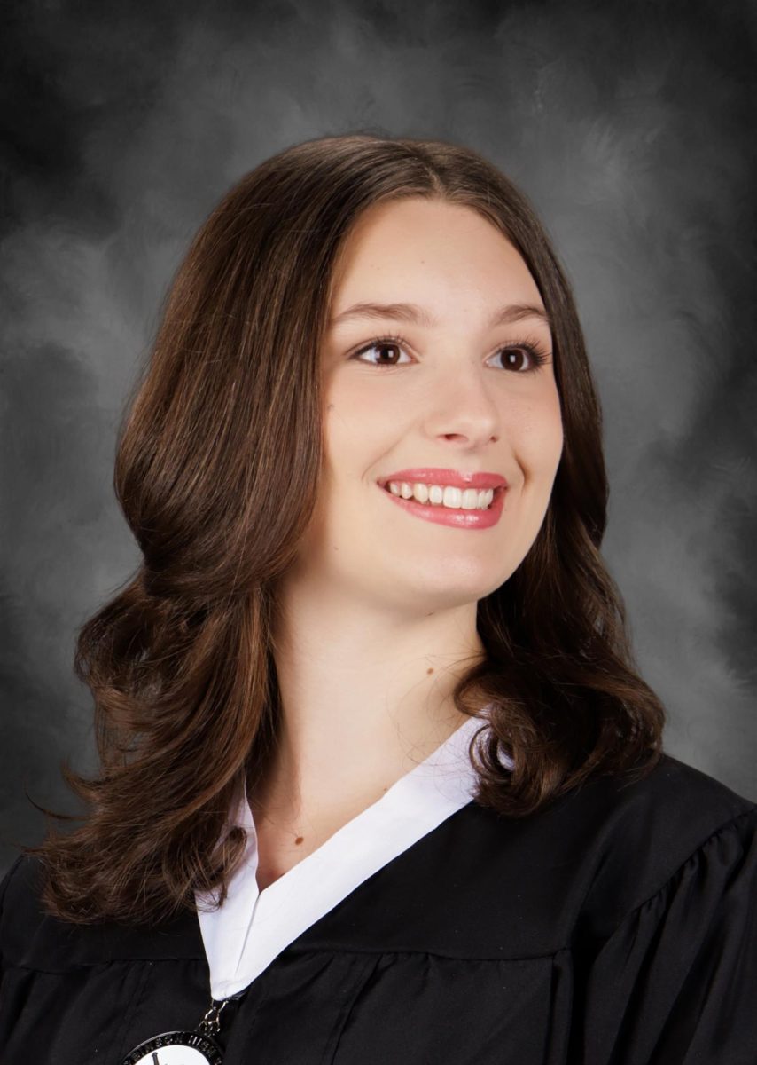 ISSUE 4: Senior Letter- Annabelle Bulger