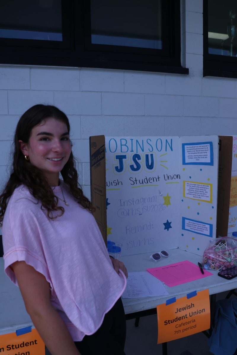 Izzy Harris (27') showcasing Jewish Student Union at the club fair