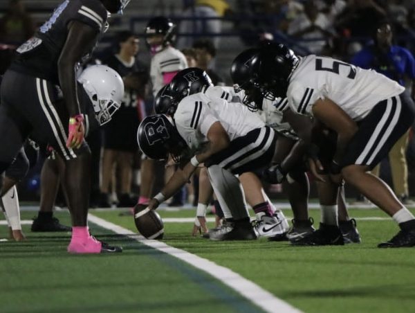 Robinson offense getting into position.